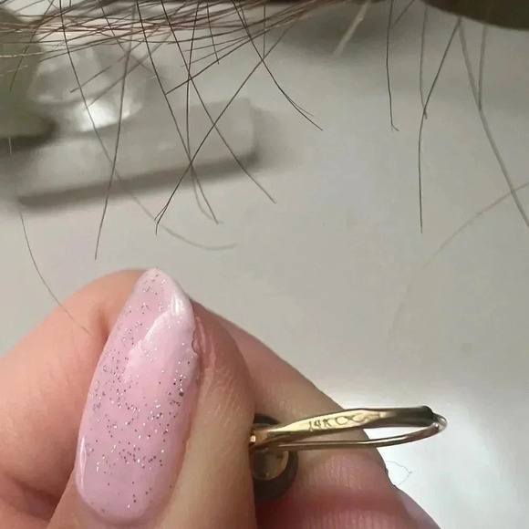 14K gold & Black Tahitian Pearl  Earrings - Picture 8 of 9